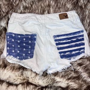 American Eagle Hi-Rise Festival Shorts size 00 off white